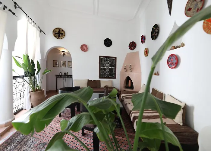 Riad Noor Charana